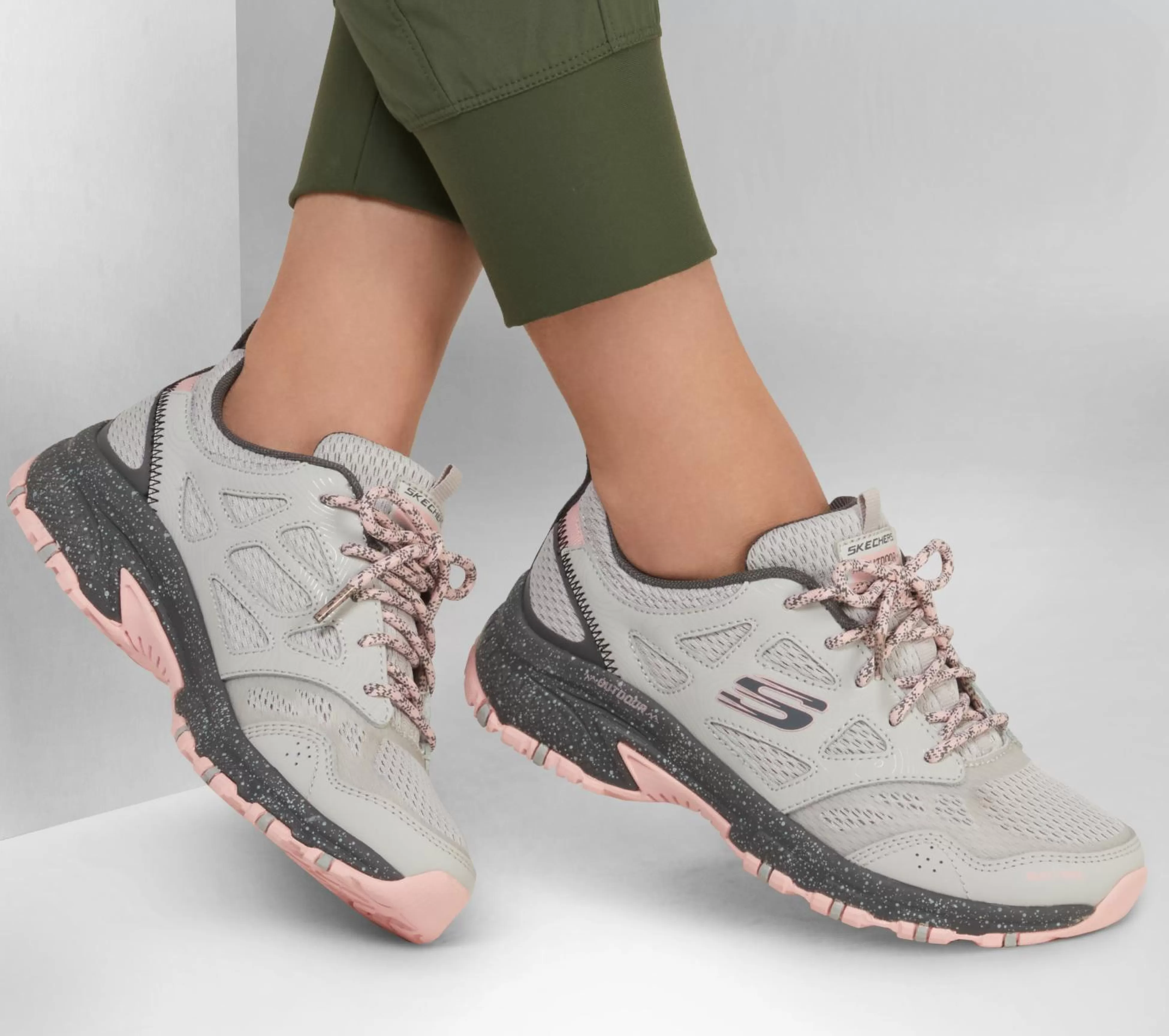 SKECHERS Veterschoenen | Sportieve Sneakers^Hillcrest - Pure Escapade GRIJS / ROZE