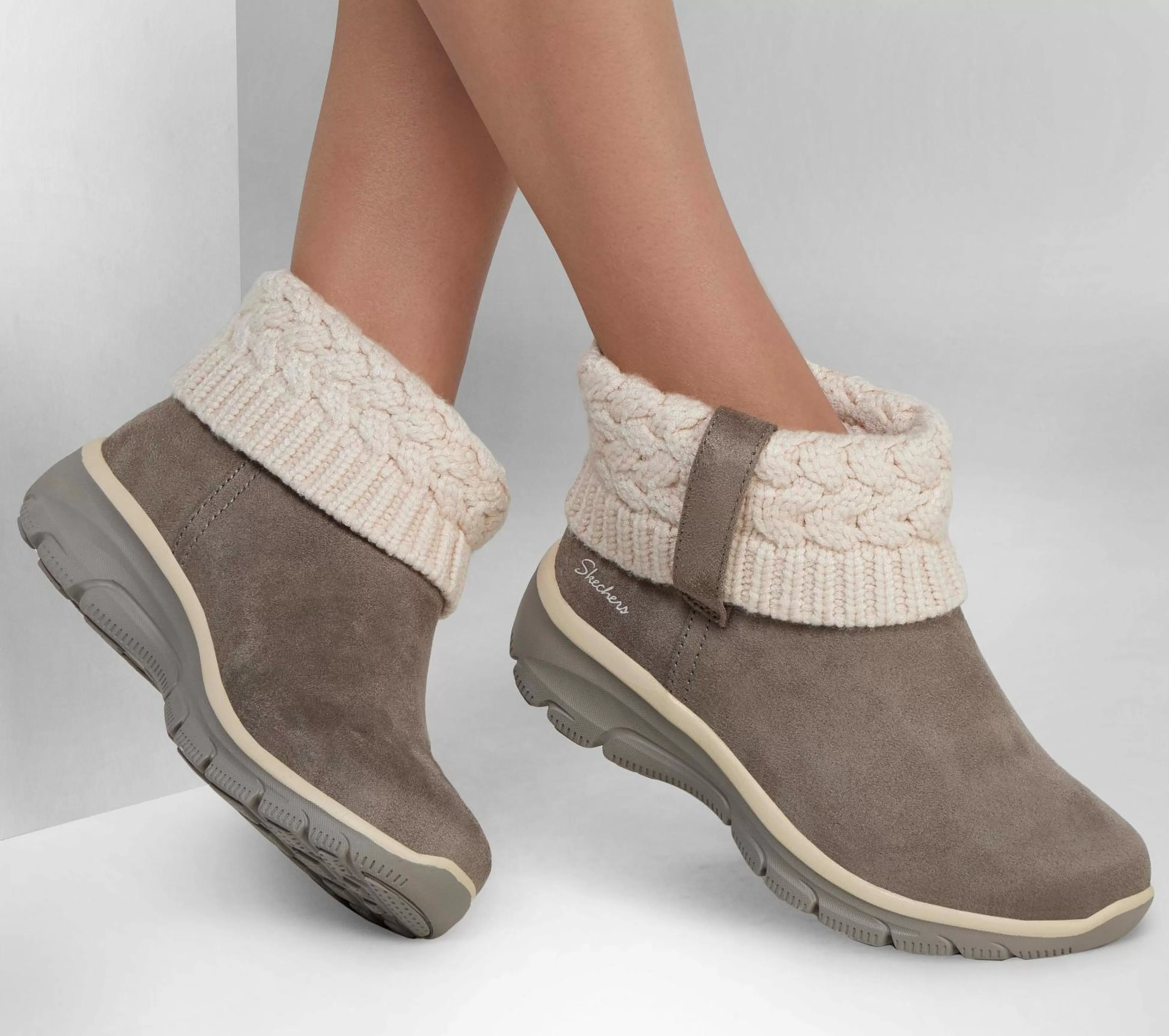 SKECHERS Boots^Relaxed Fit: Easy Going - Cozy Weather TAUPE