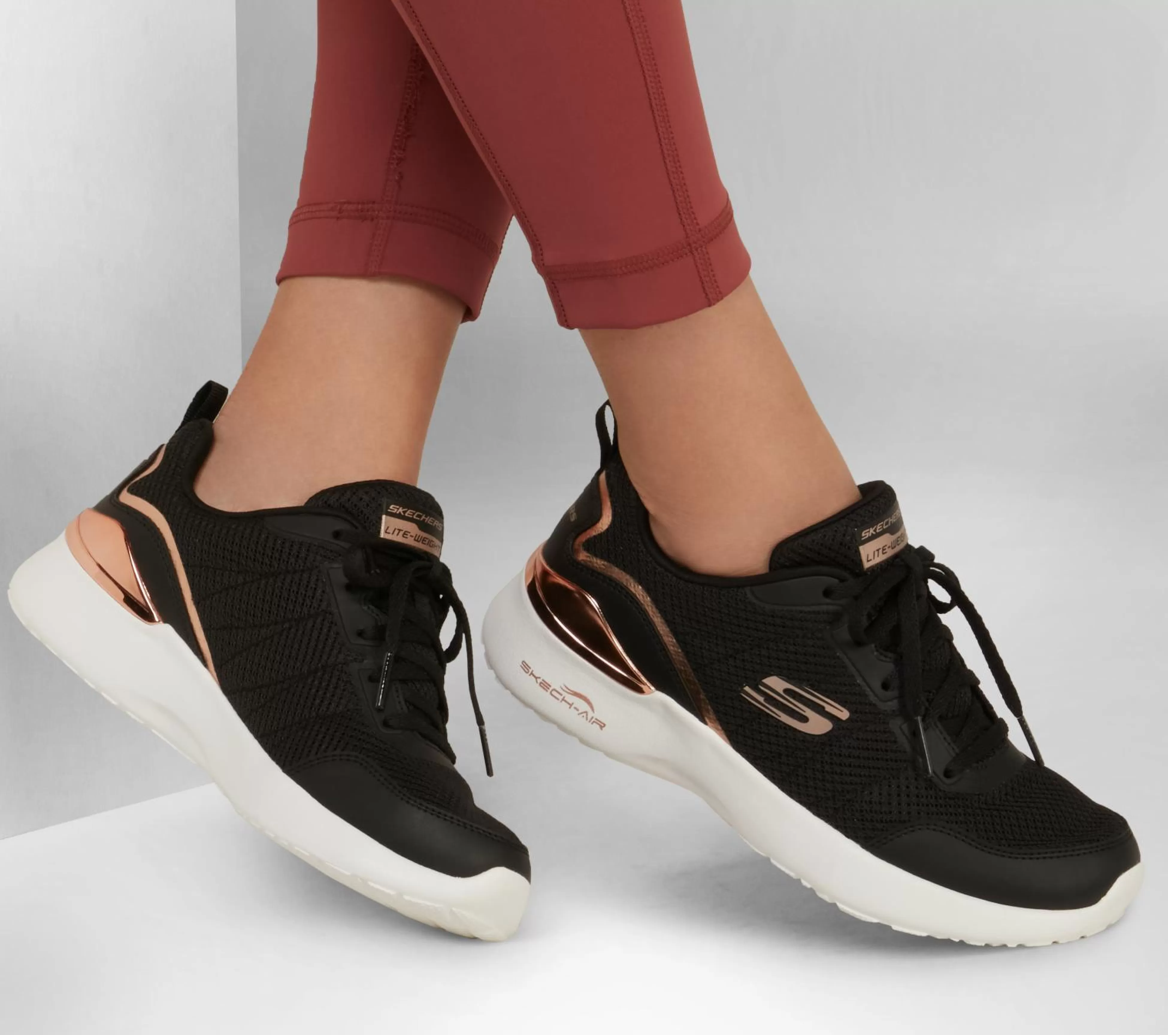 SKECHERS Veterschoenen | Sportieve Sneakers^Skech-Air Dynamight - The Halcyon ZWART / ROOS GOUD