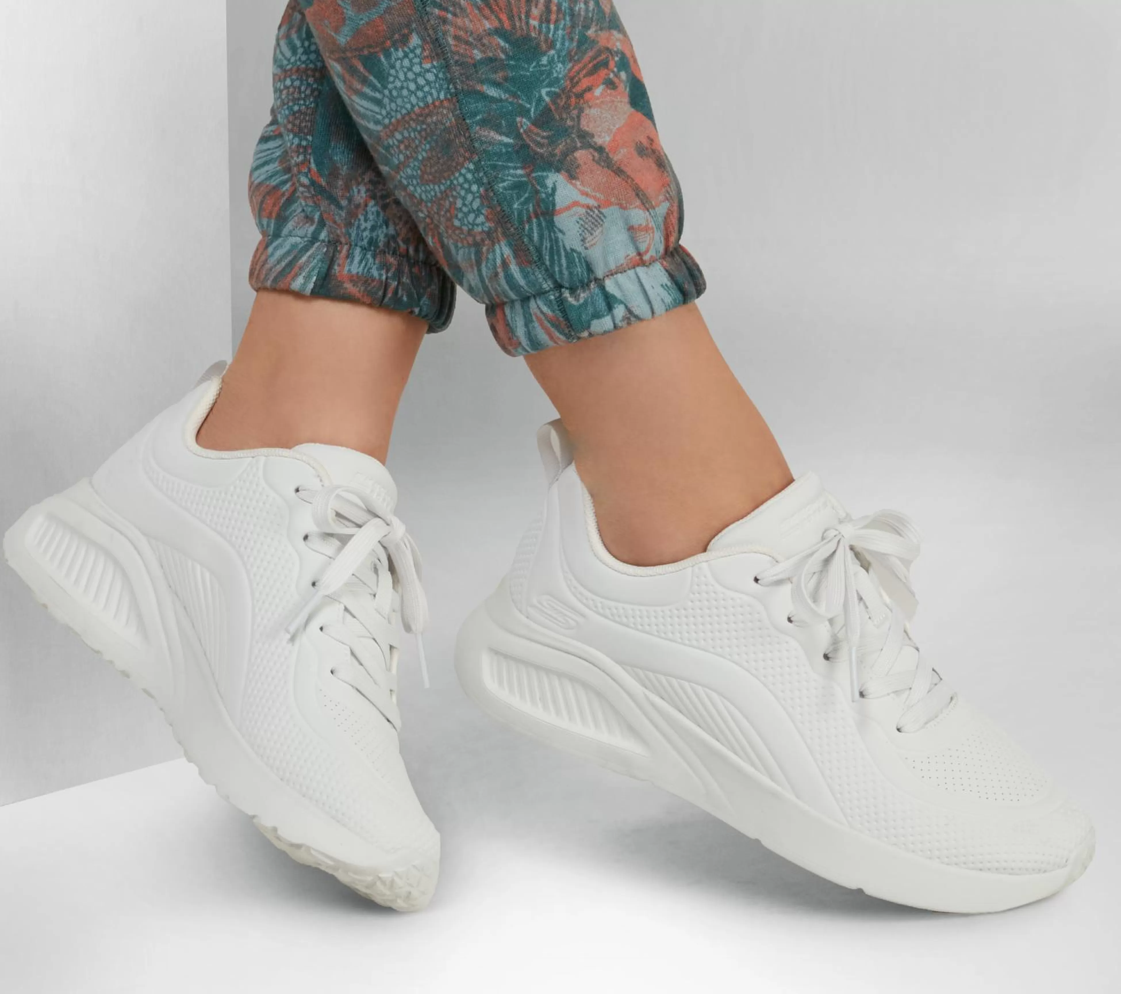 SKECHERS Veterschoenen | Sportieve Sneakers^ BOBS Sport Buno - How Sweet WIT