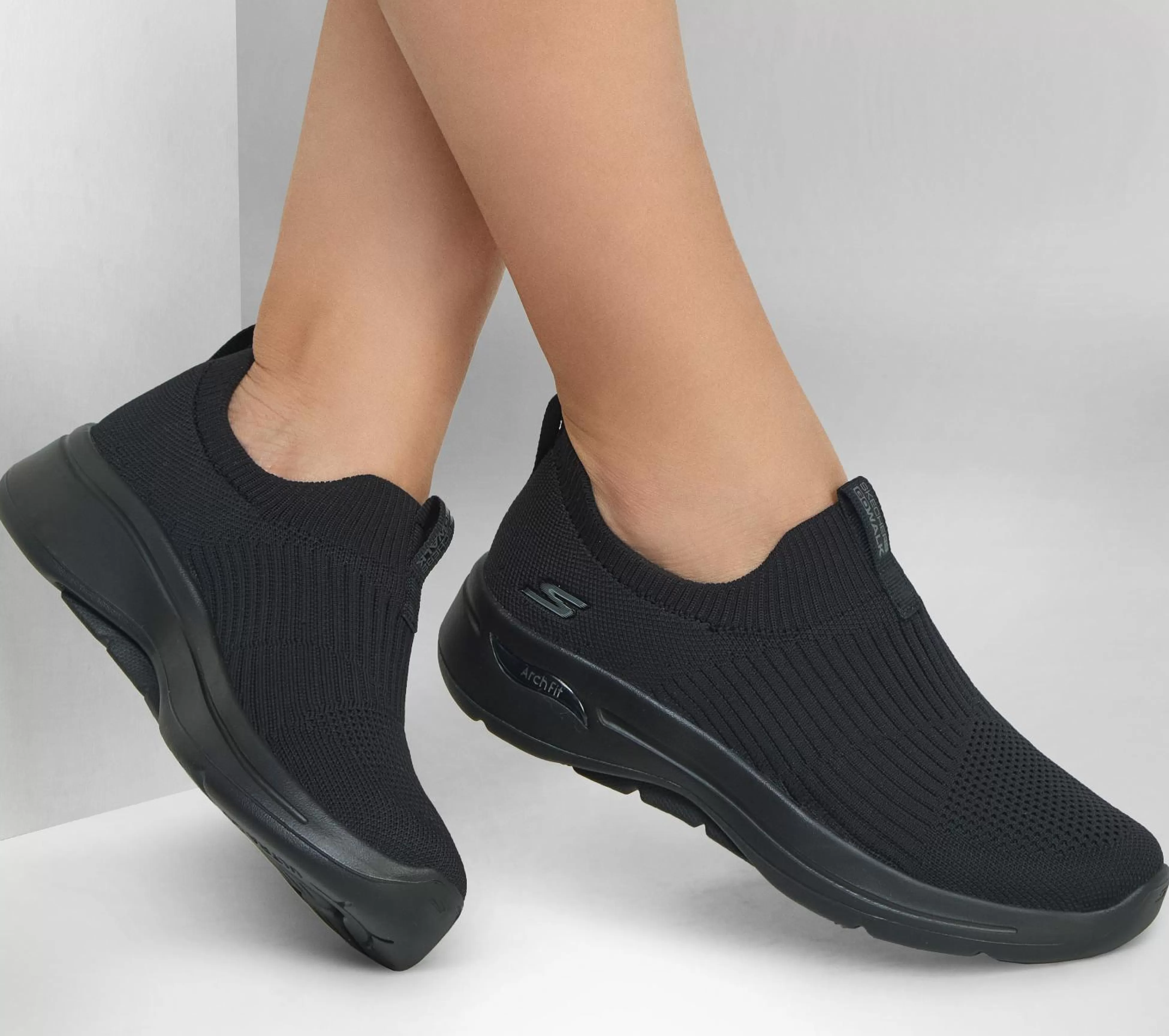 SKECHERS Instappers | Casual Sneakers^ GO WALK Arch Fit - Iconic ZWART