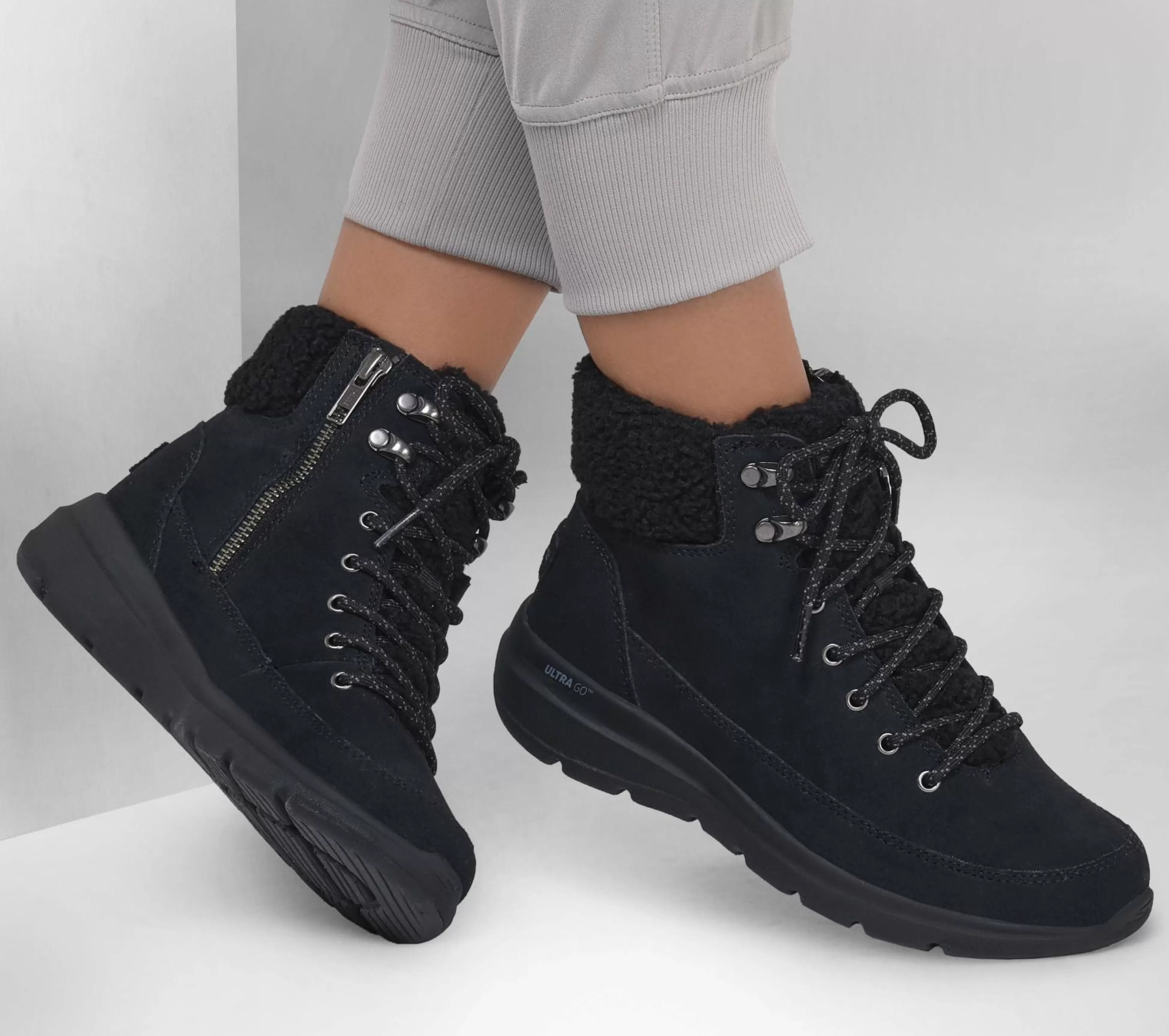 SKECHERS Veterschoenen | Boots^ On-the-GO Glacial Ultra - Woodlands ZWART